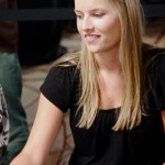Pretty Girl at the 2009 WSOP Pretty Girl at the 2009 WSOP