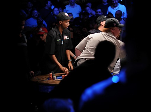 2009 WSOP Main Event November Nine Phil Ivey watches as Darvin Moon's pocket 8's crack Jordan Smith's pocket Aces.
