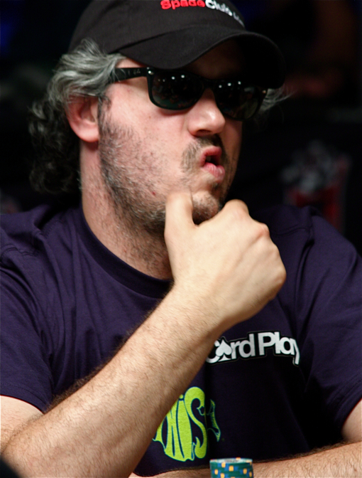 Jeff Shulman says he'll toss WSOP bracelet in garbage if he wins Jeff Shulman - 2009 WSOP Main Event