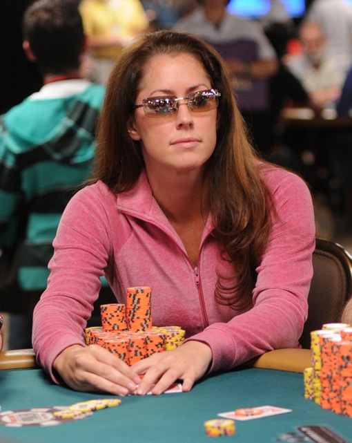 Nichoel Peppe 2009 WSOP Will Nichoel Peppe claim the 2009 WSOP Last Woman Standing Cup (TM)?