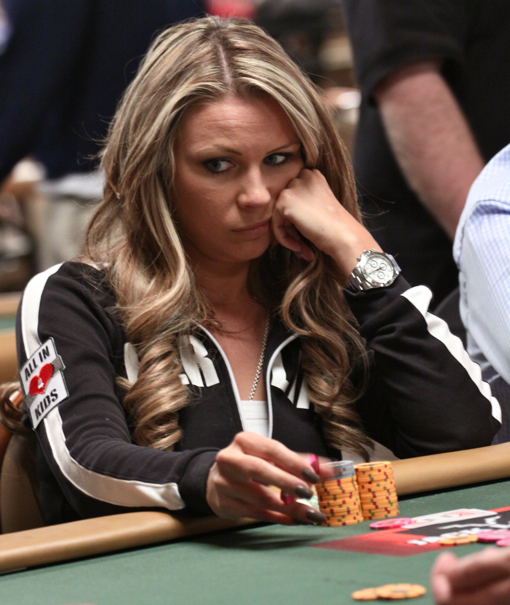Sandra Naujoks, a woman, is among the many women fighting for a bracelet today.