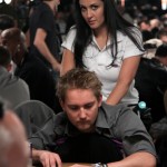 2010 WSOP Masseuses On The Rail